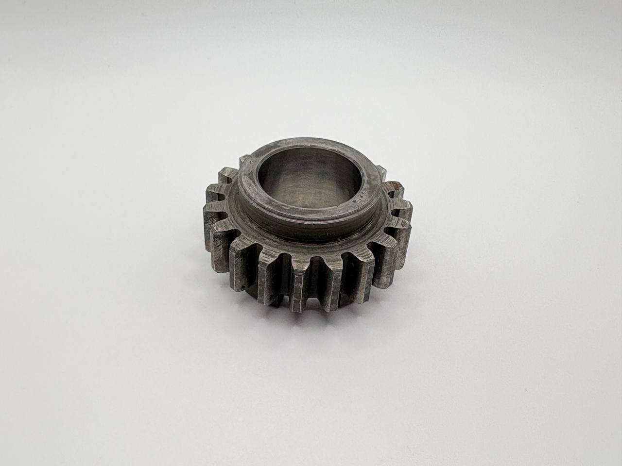 Шестерня 19 ИжЮ.1-136 (новая, ЗАВОД ИжМаш)