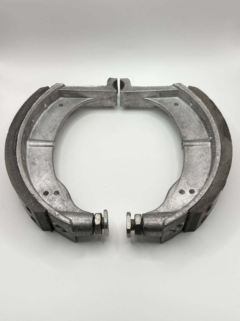 Колодки тормозные Урал (Россия, Завод) (ИМЗ-8.101-06024/72-06223)